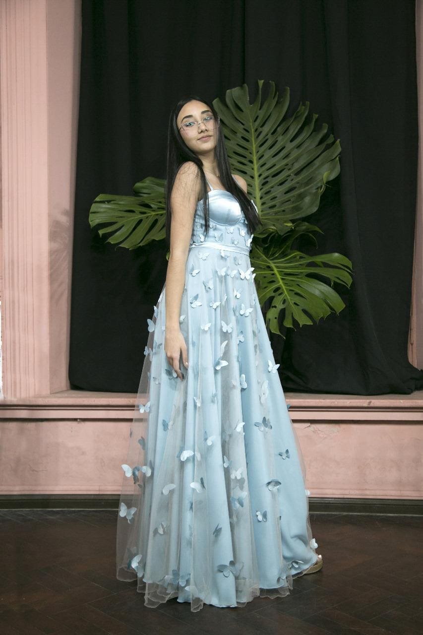 Vestido de quinceañera color celeste