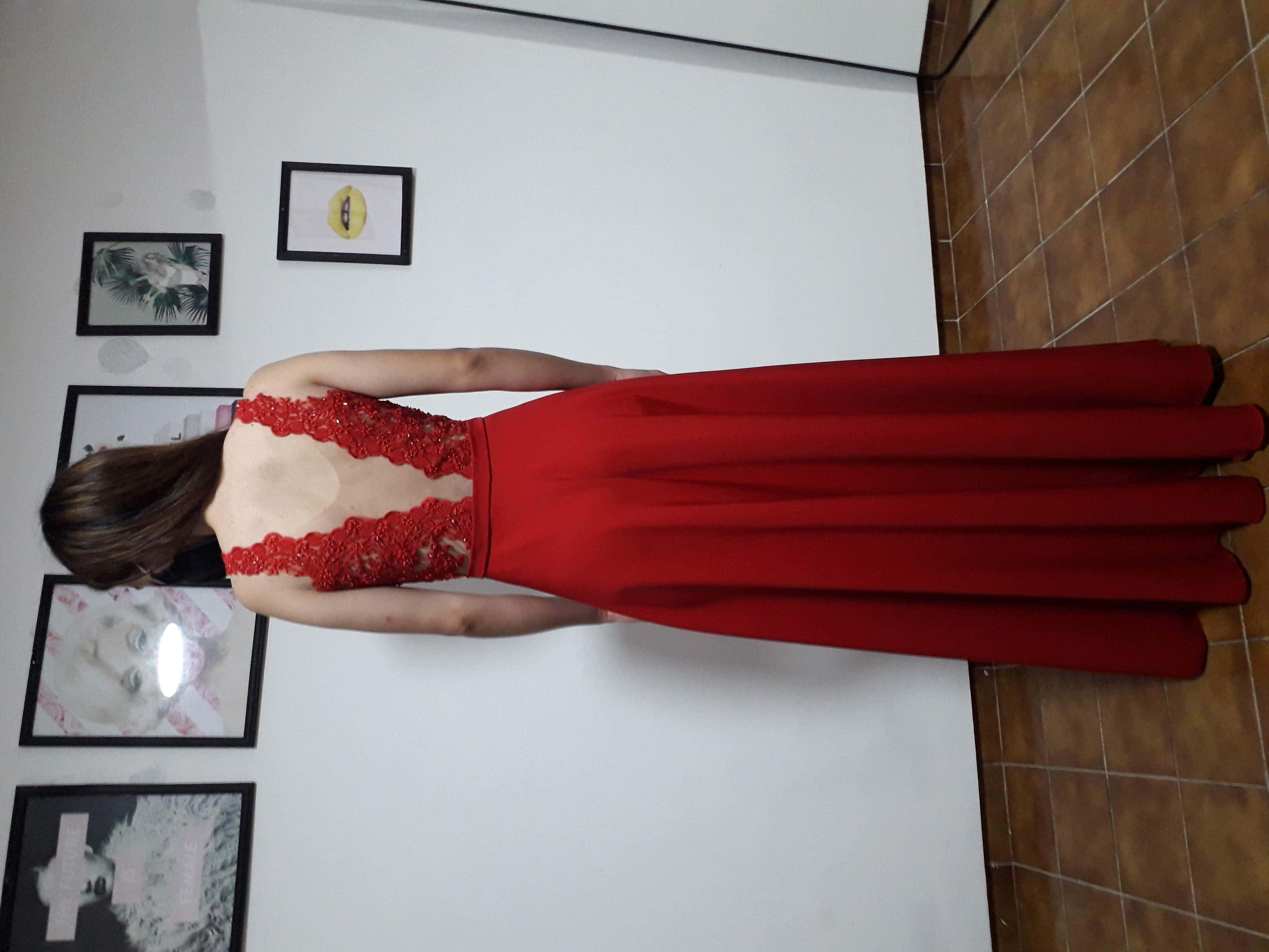 Vestido para fiesta de egresada color rojo de alta costura